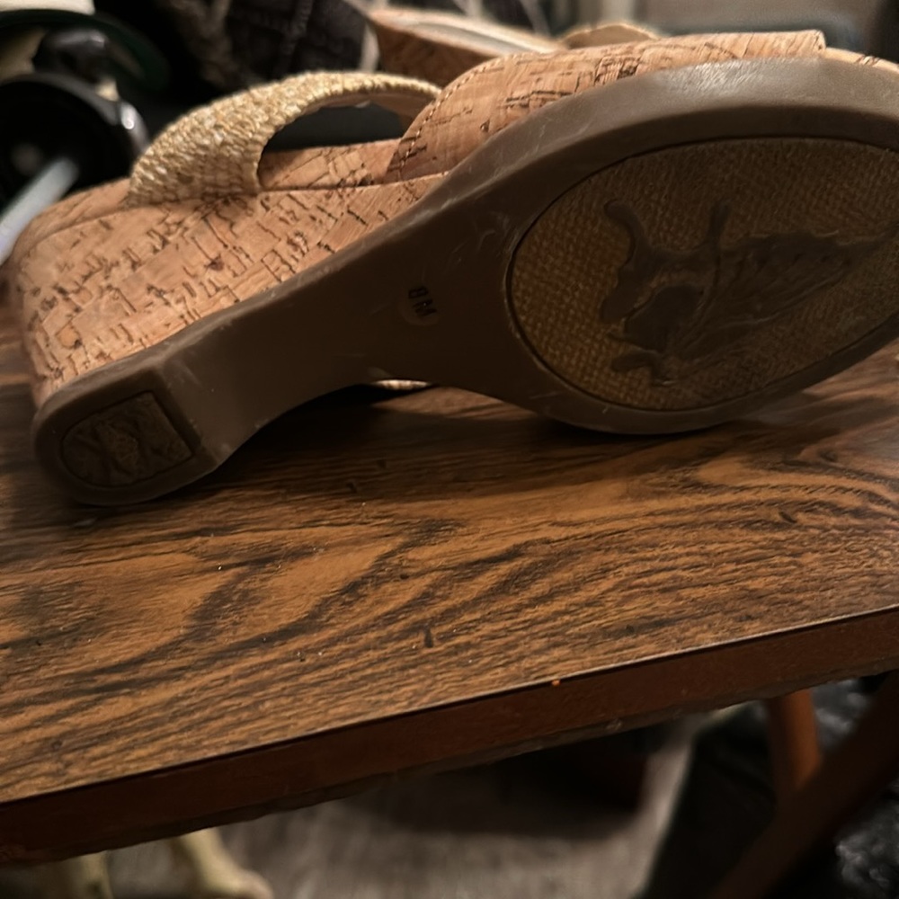 Coach sandals! - Picture 3 of 3
